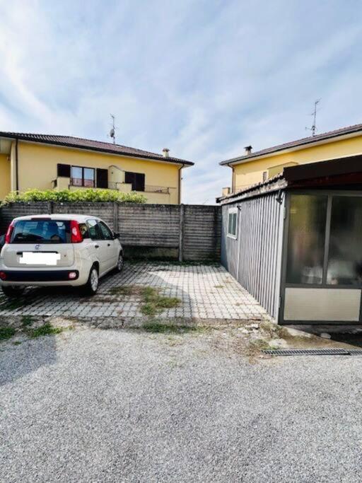 Casa Lucia A Carugo Apartman Kültér fotó
